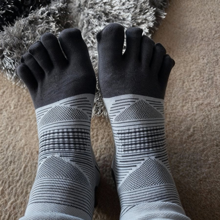 Kintoe customer wearing toe socks