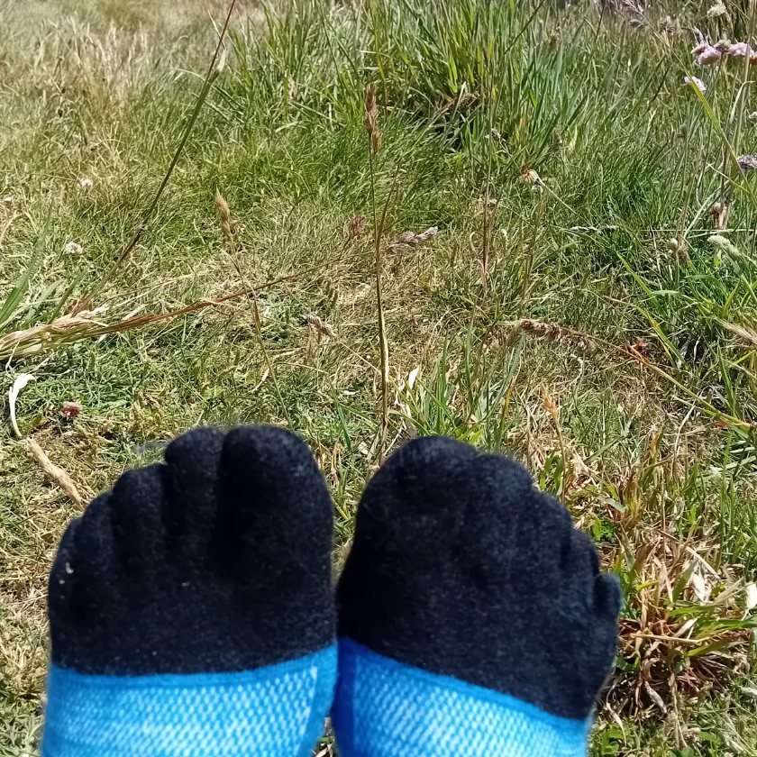 Kintoe customer wearing toe socks